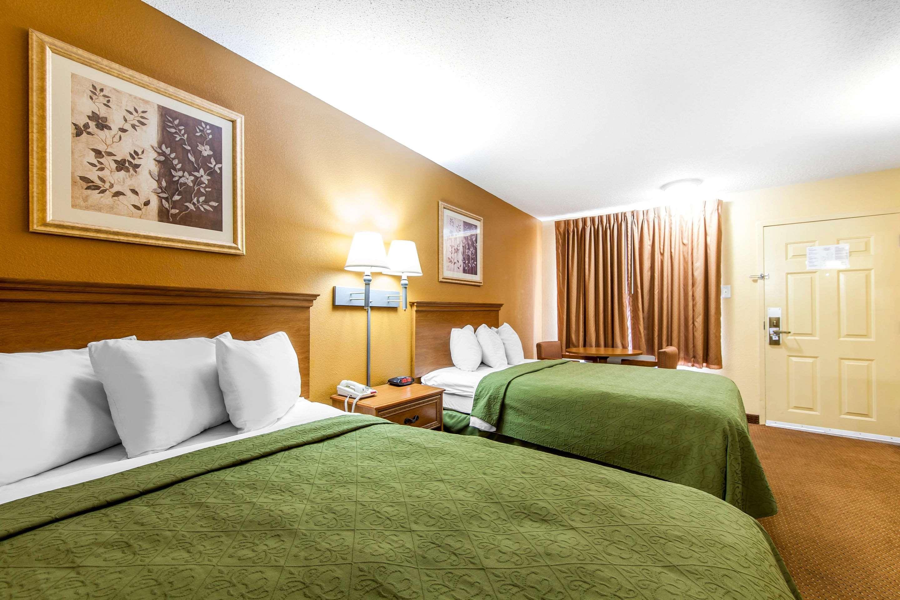 Quality Inn & Suites Картерсвилл Экстерьер фото